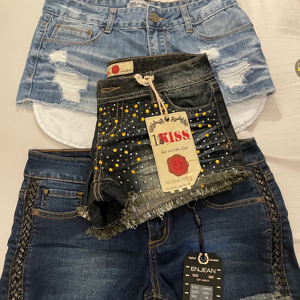 3 New blue jean short size 3/m